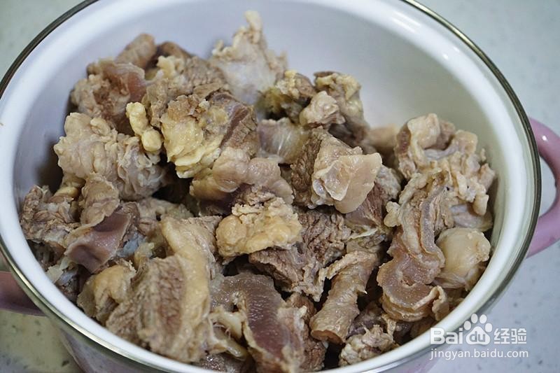 牛肉炖土豆的做法