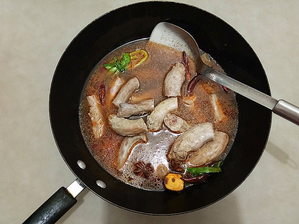 曹氏鸭脖汤料配方是啥