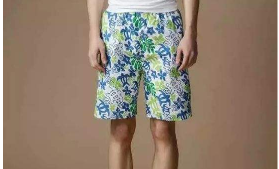 穿条裤子吧你是什么梗