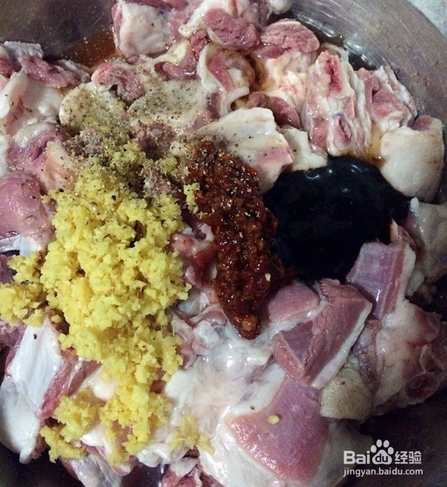 佐酒佳肴粉蒸羊排的做法