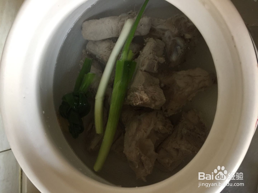 蔬果美食-冬日暖胃玉米脊骨汤的做法