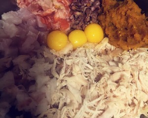 挑嘴猫咪都爱的辅食，三种鱼鸡肉猫罐头