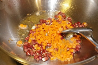 宫保鸡丁怎么做？