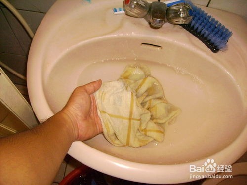 怎么清洗呢衣服