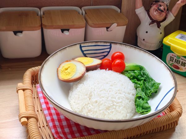 酱香卤肉饭这样做