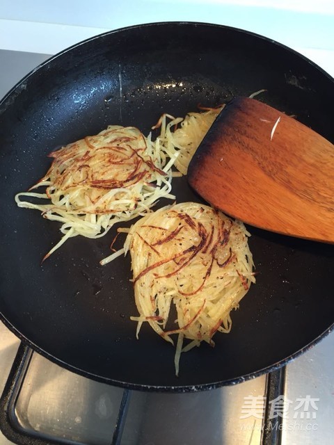 快手美味的土豆丝煎饼