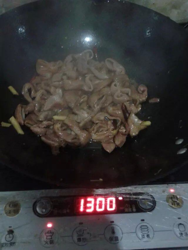 美味的尖椒肥肠的做法，你学会了吗