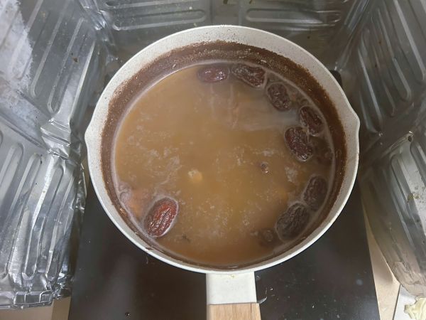 五指毛桃土茯苓猪骨祛湿汤