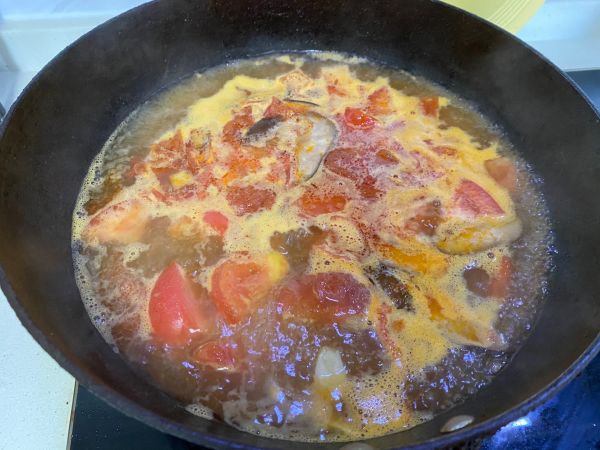 番茄酸汤鱼火锅