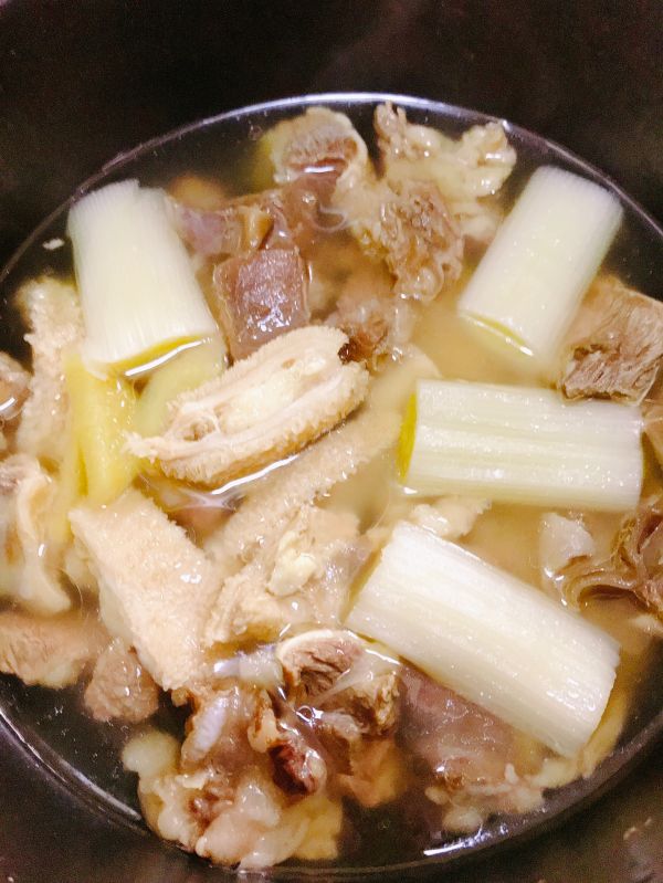 牛肚牛腩焖土豆