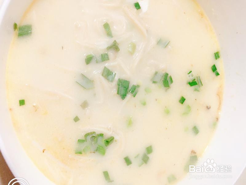 鱼汤不白??不存在的的做法