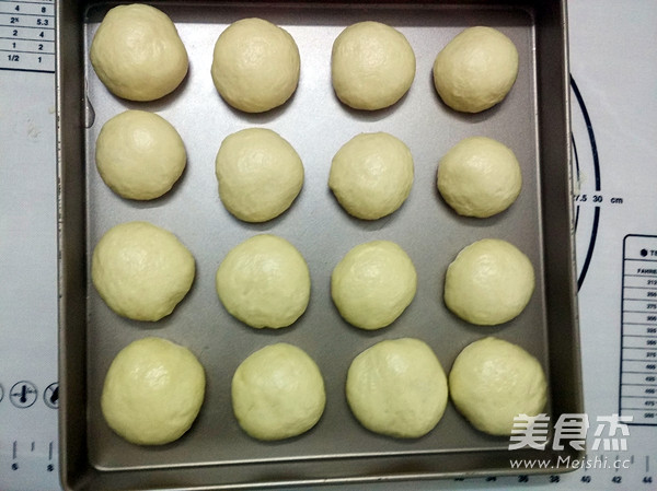 奶香小餐包的做法