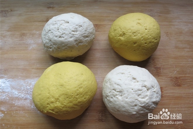 教你做南瓜香豆子双色花卷