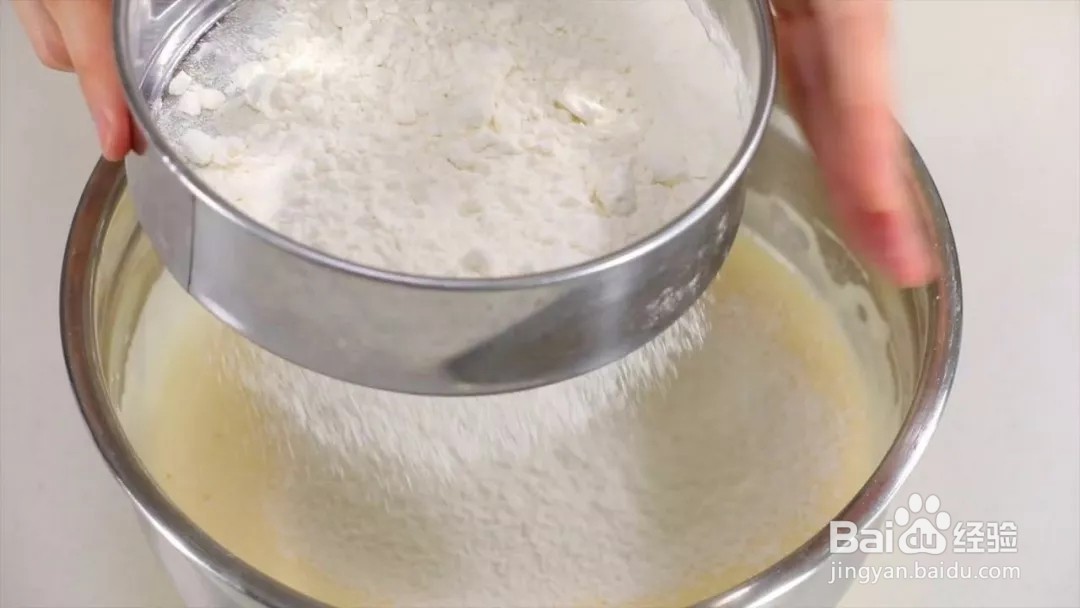 草莓蛋糕杯子怎么做