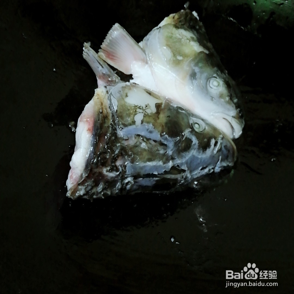 鱼头炖豆腐的家常做法