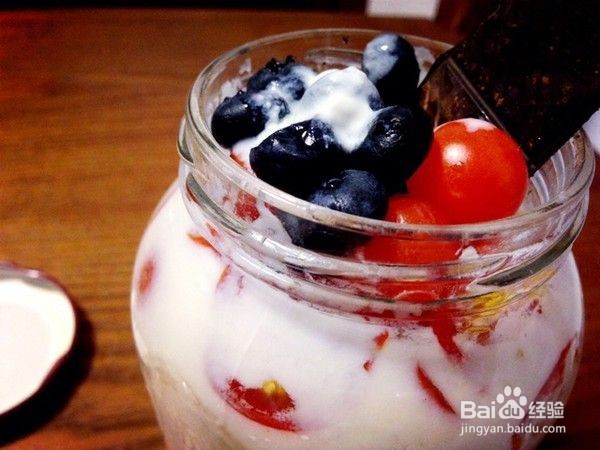 莓兽教你水果燕麦的制作方式