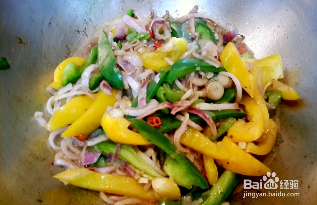 如何做出黑椒牛仔骨?