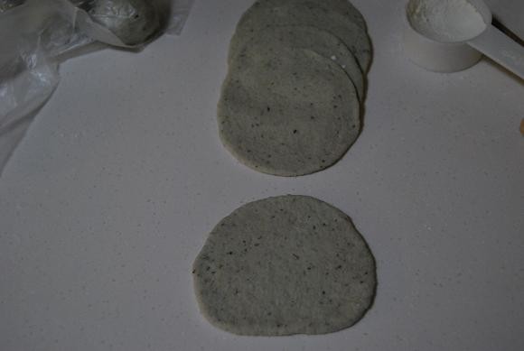 转无极的-豆浆渣玫瑰花馒头