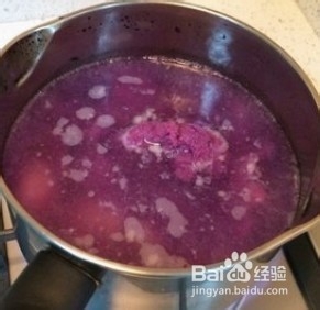 12个月宝宝辅食----芋头牛奶羹