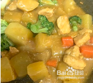 如何烹饪日式咖喱鸡肉饭