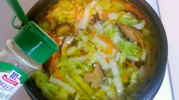 白菜豆腐三丝汤