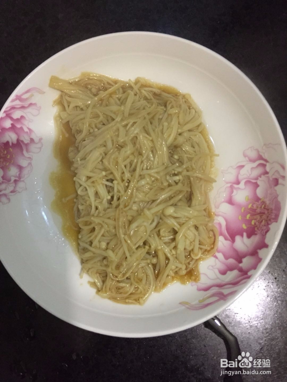 生抽淋金针菇的做法