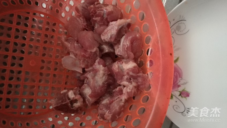 排骨蒸南瓜的做法