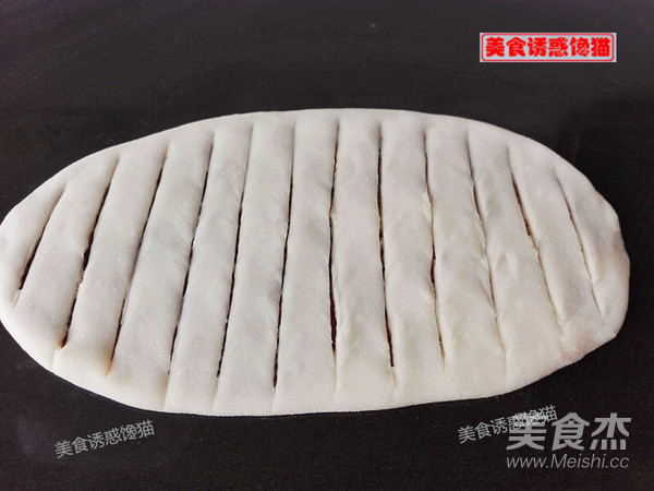 豆沙面包条的做法