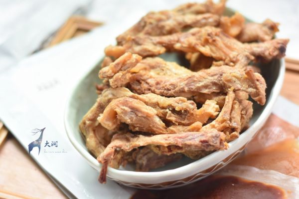 蒜台干锅鸭掌#食光社干锅鸭#