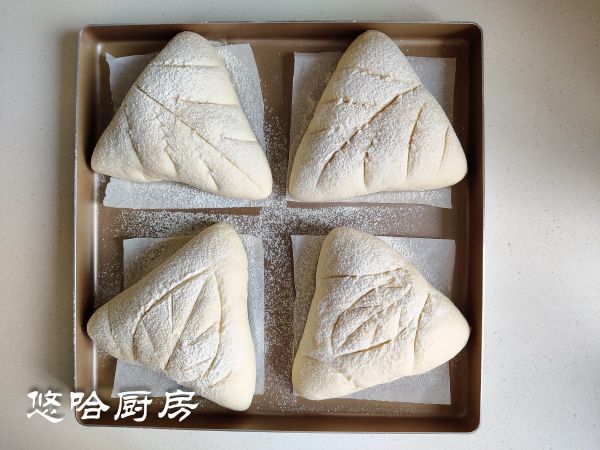 紫薯魔法三角软欧包