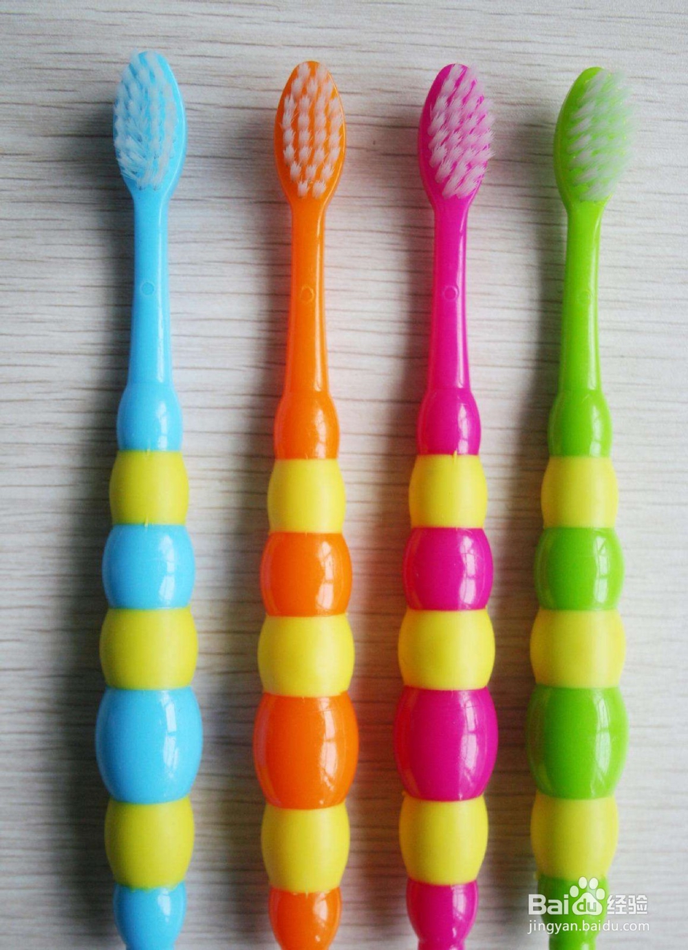 宝宝刷牙辅助用品如何选择