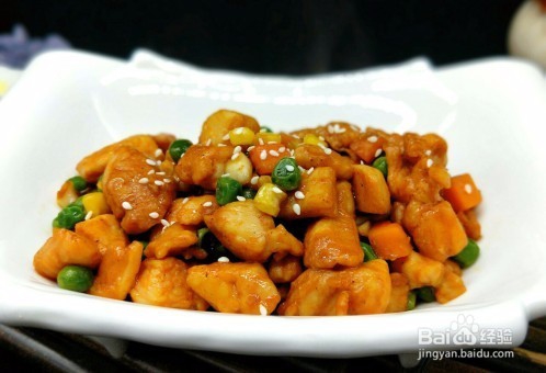 快手下饭菜之豌豆炒鸡丁是如何做的家常教程