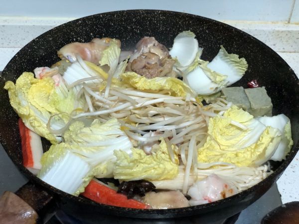 不正宗黄焖鸡煲