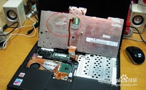 笔记本进水后怎么办,正确处理方法