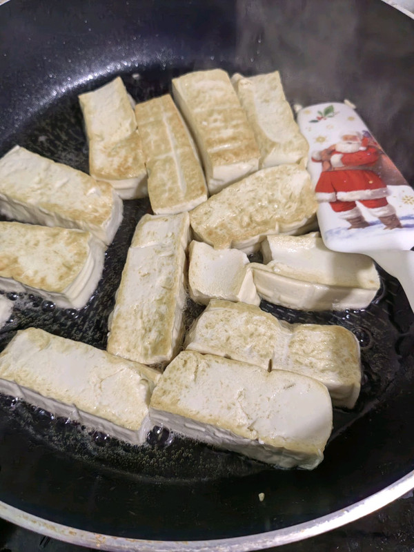 酸菜水豆腐鱼头煲