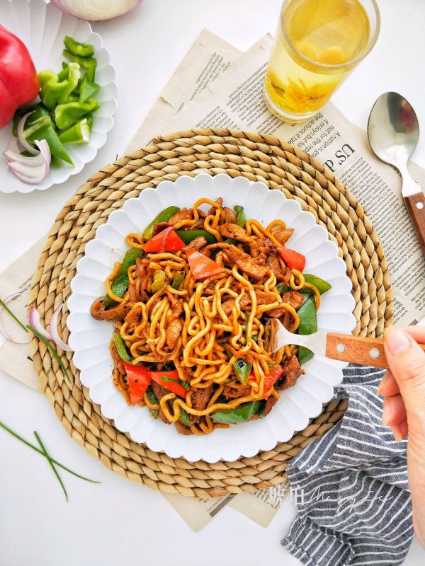 黑椒牛肉乌冬面