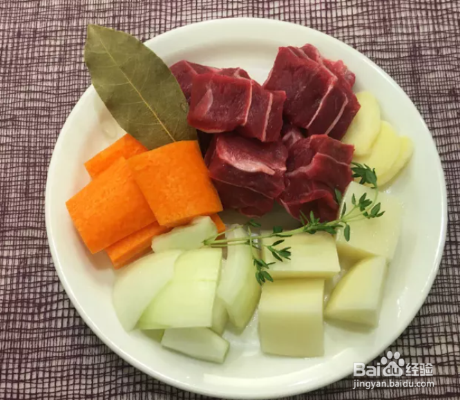 黑胡椒卤牛腱
