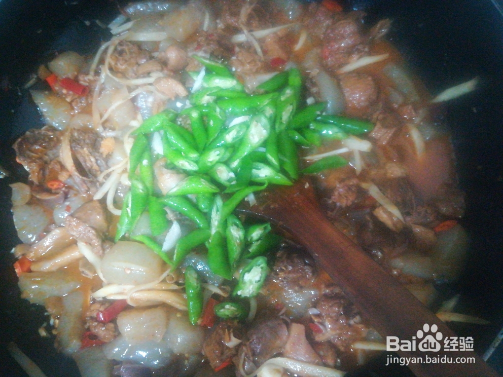 姐姐为我做的川味魔芋烧鸭