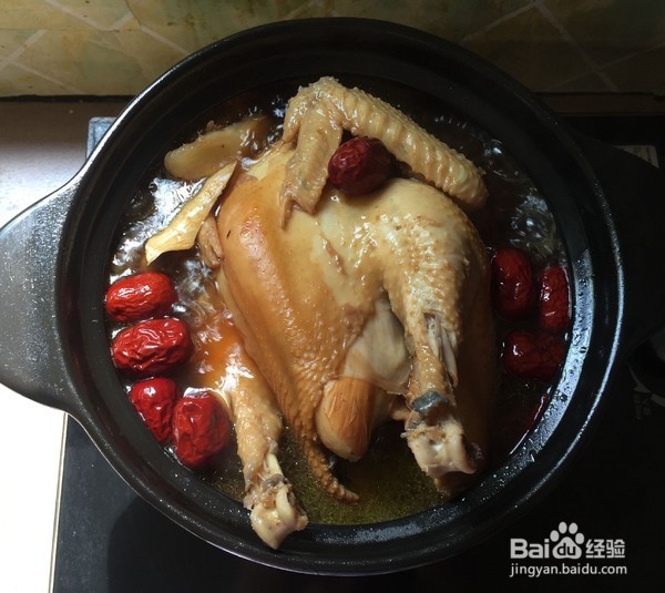 如何做美味的黄酒全鸡煲