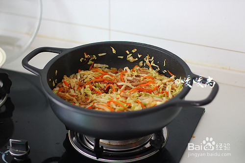 山西风味肉丝炒饼的做法