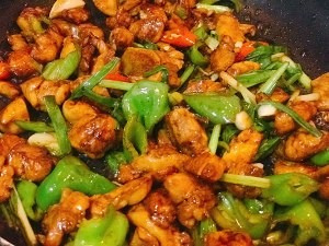 鸡肉菜谱1⃣️-辣炒鸡丁（米饭杀手）