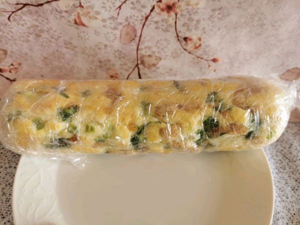 葱香肉松面包卷