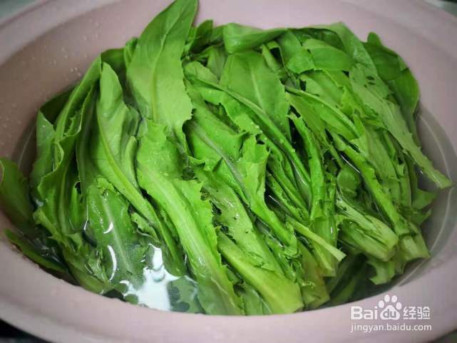 油麦菜炒鸡蛋的做法