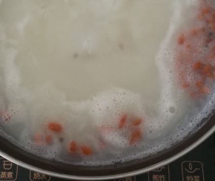 鸡和猪肚能一起煲汤吗