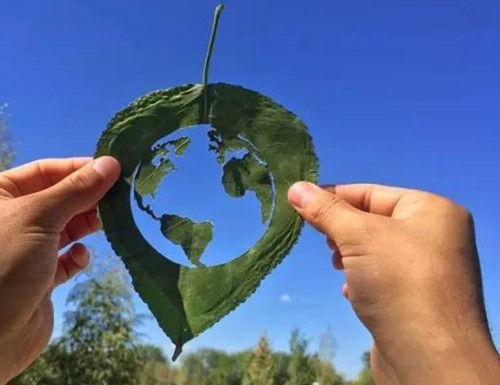 四个小人头对头剪纸怎么剪