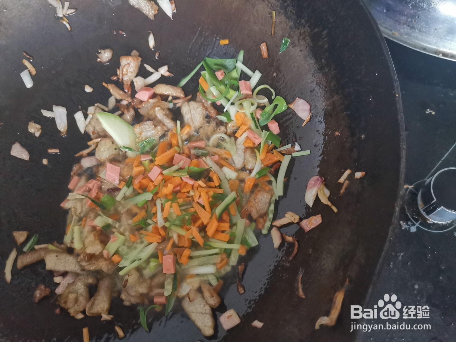 火腿丁炒西葫芦