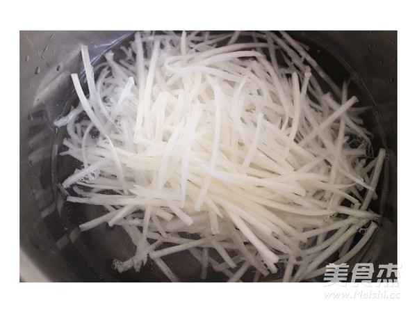 蚝油萝卜丝的做法