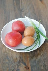 番茄炒蛋盖浇饭的做法