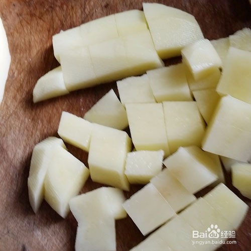 土豆火腿肉饭的做法