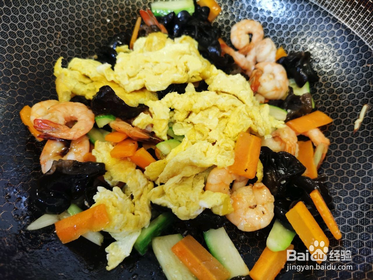 虾仁炒蛋的做法